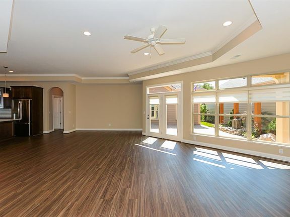 5th image of 8354 Park Place