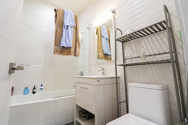 Rented by Lofts and Flats LLC | media 16