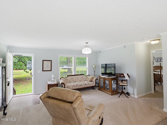 4th image of 1230 Beech Springs Road