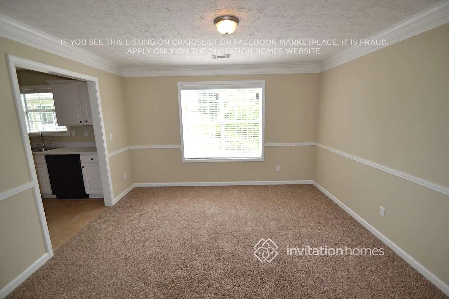 1115 Carriage Trace Cir Stone Mountain, GA 30087 — Photo 4