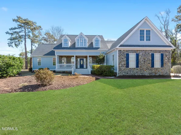 3548 Medinah Avenue E, Southport, NC 28461