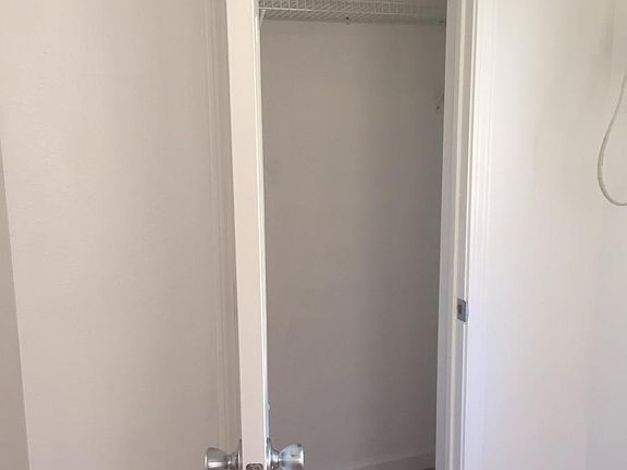 5th image of 1015 W Lynwood Ave APT 3
