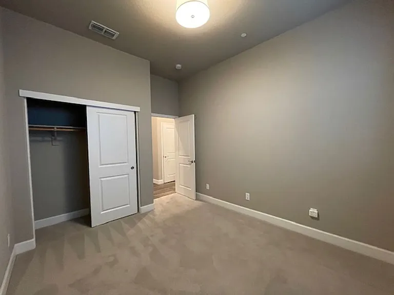 5073 Creekhollow Way — Photo 12