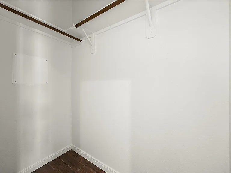 4933 Dalhart Dr — Photo 23