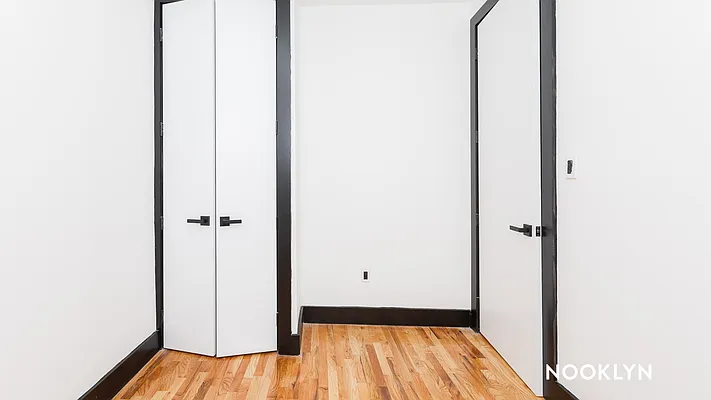 Rented by Nooklyn NYC LLC | media 28