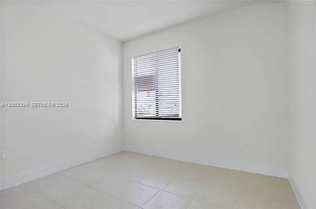 8001 NW 41st St #F06 — Photo 4