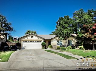 1306 Calaveras Park Dr, Bakersfield, CA 93311