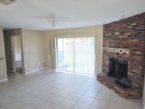 3rd image of 4807 Grainary Ave