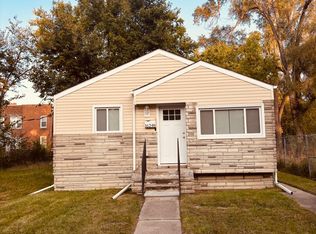 16248 Santa Rosa Dr, Detroit, MI 48221
