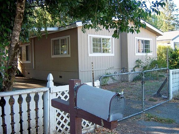 5th image of 21350 Meadowbrook Dr