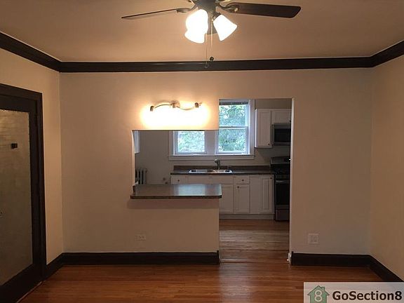 3rd image of 6259 W Wabansia Ave APT 1W