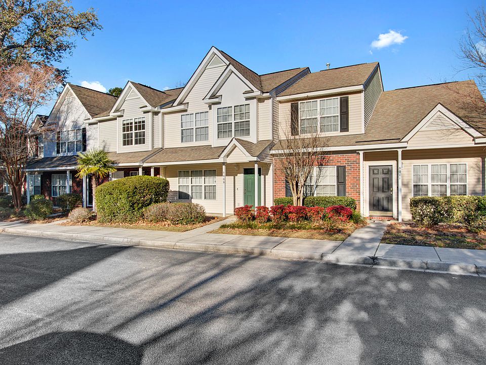 2nd image of 8007 Shadow Oak Dr