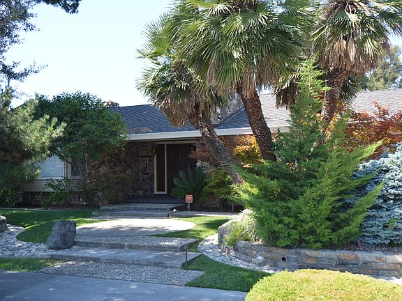 2nd image of 2211 Gundersen Dr