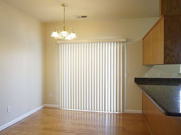 3rd image of 3845 Blackford Ave Unit 201
