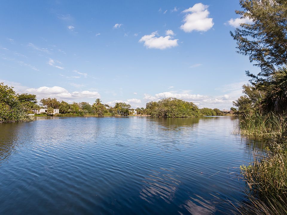 1st image of 441 Lake Murex Cir
