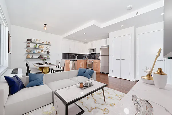 Rented by Living New York | media 26