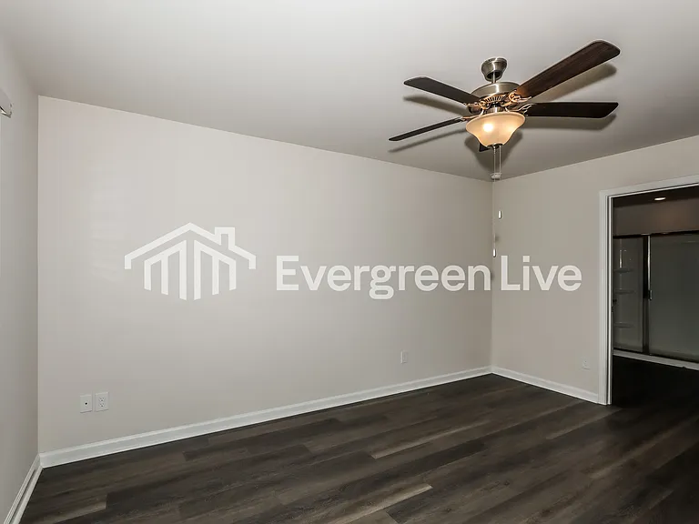 1181 Ridgeford Dr — Photo 11