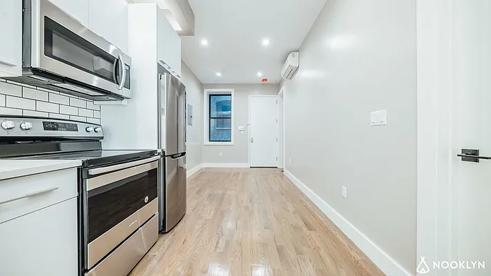 Rented by Nooklyn NYC LLC | media 16