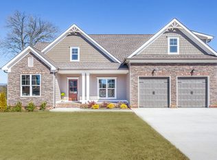 155 Bending Oak Dr #94, Chickamauga, GA 30707
