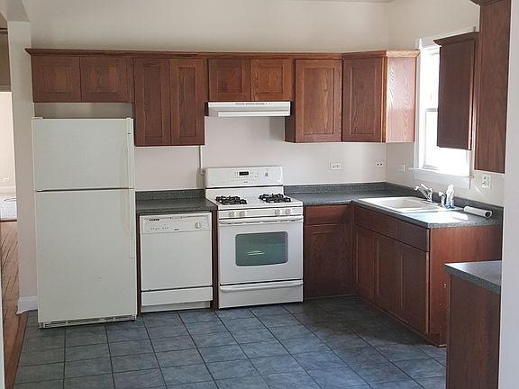 5th image of 12707 Elm St