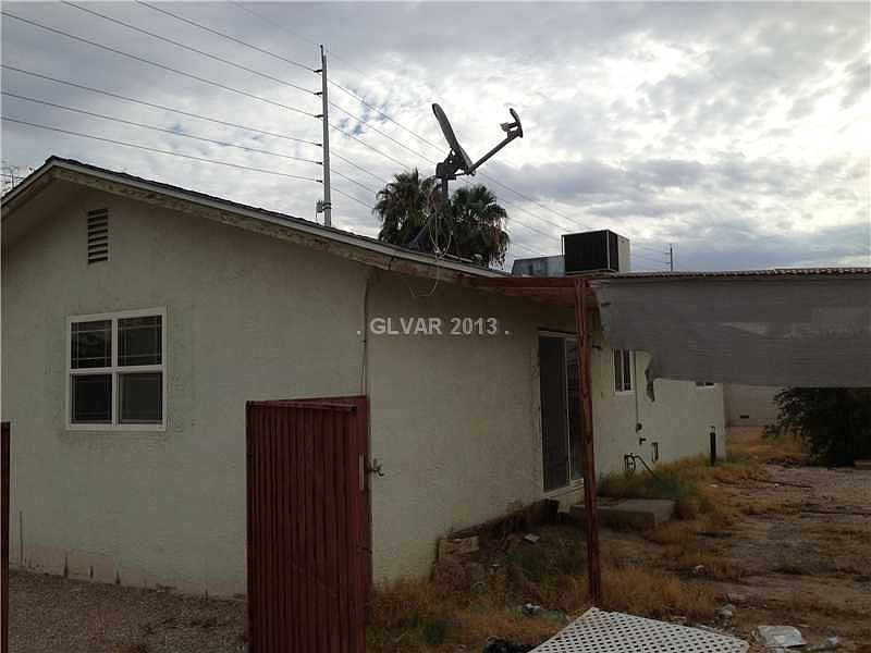 2nd image of 4181 E Carey Ave