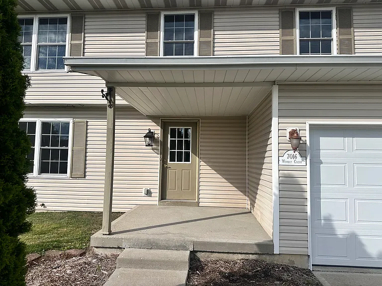 7016 Wembley Ct — Photo 2