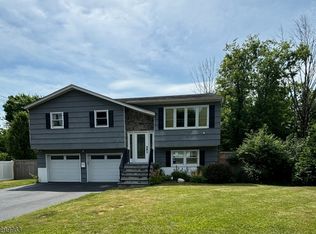 7 Linmor Ave, Newton, NJ 07860