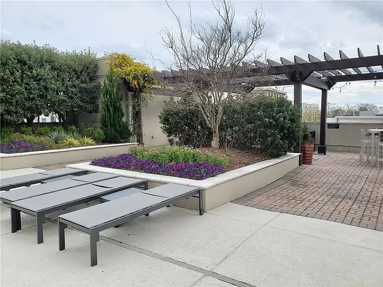 325 E Paces Ferry Rd NE #2104 — Photo 19