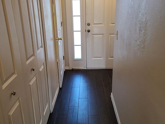 2nd image of 9849 Ashburn Lake Dr