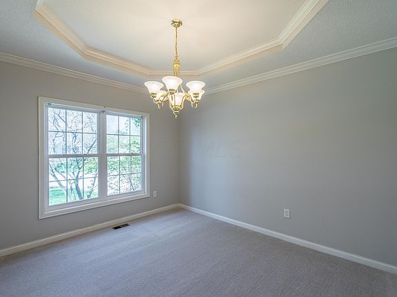 5th image of 8204 Chateau Ln