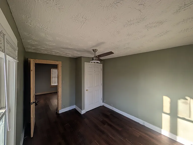 1202 Glynridge St — Photo 10