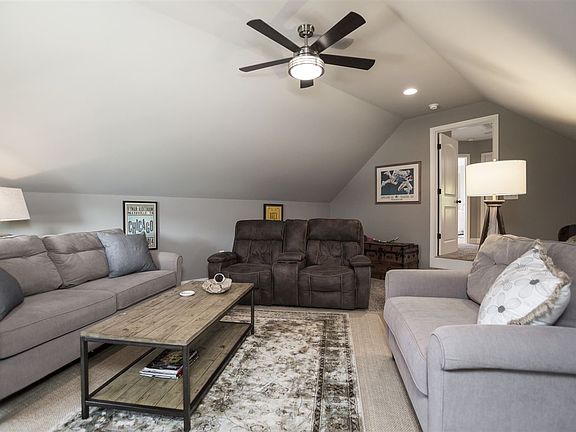 5th image of 3024 Equestrian Ct