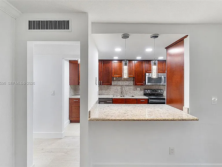398 Fern Dr #10-6 — Photo 12