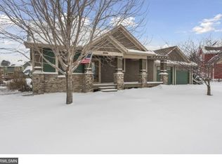 6627 E Laketowne Dr, Albertville, MN 55301