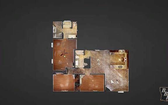2nd image of 105 Hannah St