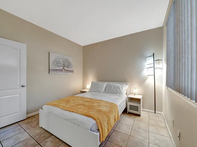 19301 Lavi Ct — Photo 26