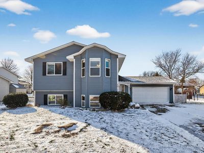 7017 Setzler Pkwy, Minneapolis, MN, 55445