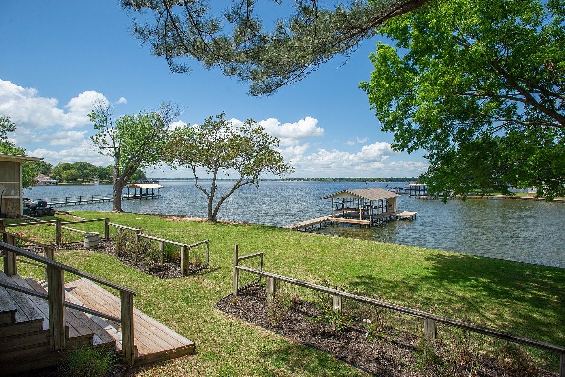 124 Bandera Cir, Mabank, TX 75156 | Zillow