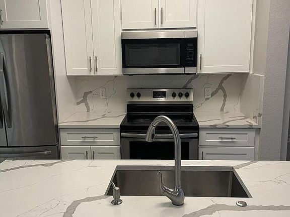 4th image of 2936 Hidden Hills Rd APT 1504