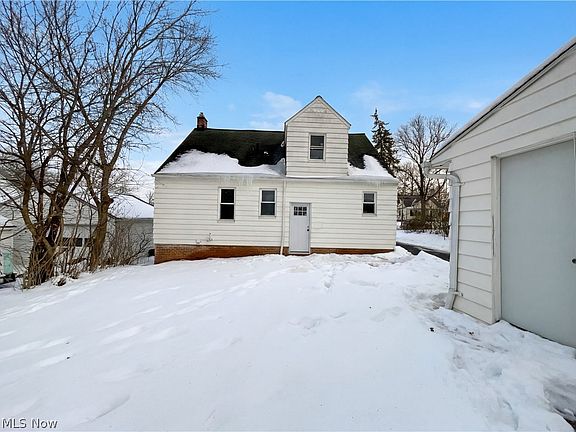 5th image of 75 Greencroft Rd