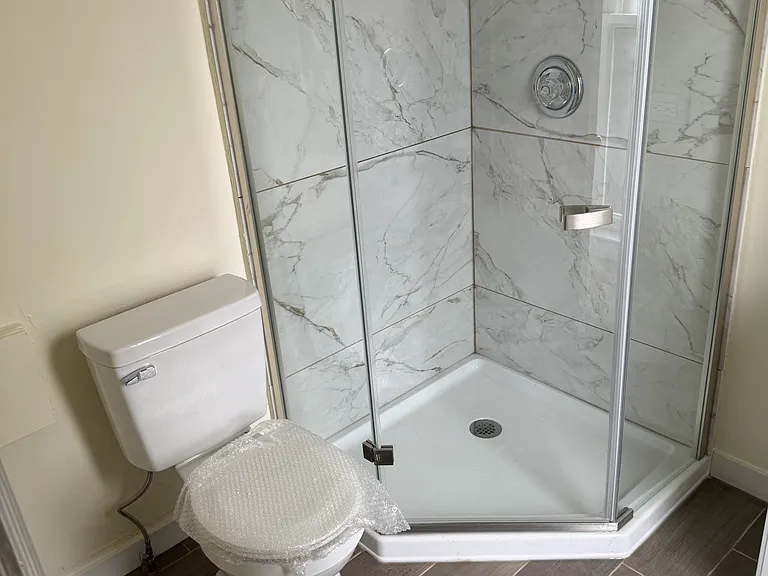 112 Eastern Ave SE #2 — Photo 10