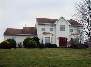 32 Gunther Loop, Somerset, NJ 08873