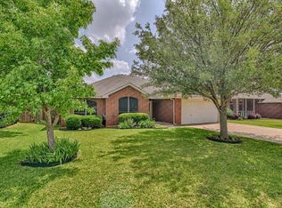 1718 Ryanfeld Dr, Mansfield, TX 76063