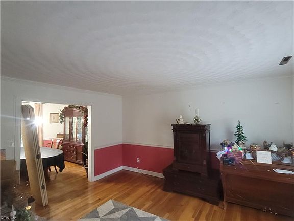 3rd image of 5 Wentworth Pl
