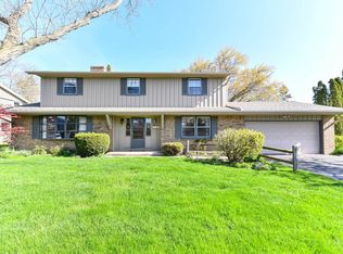 1106 Hialeah Dr, Racine, WI 53402