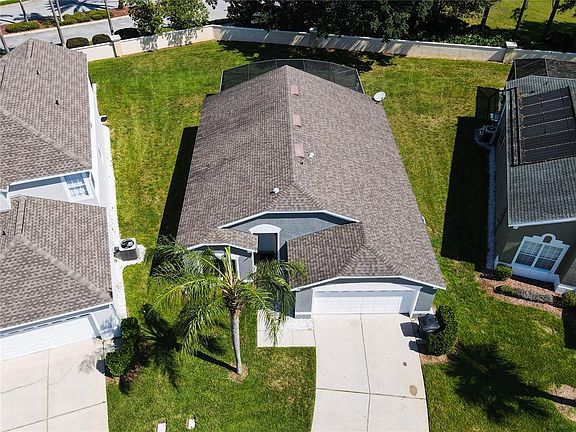 3rd image of 8050 KING PALM CIRCLE