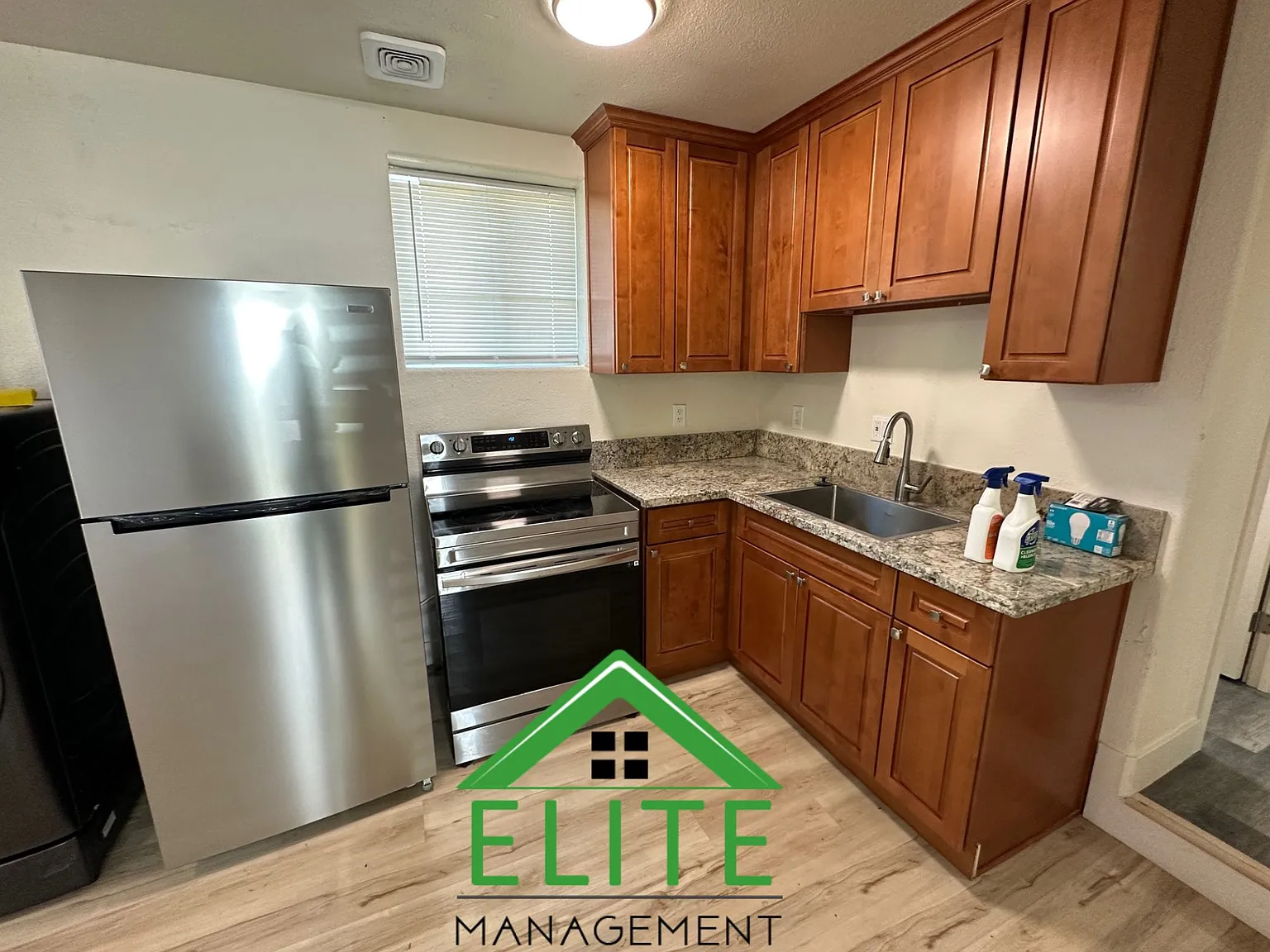4 bed, 1038 sqft, $2,000 — Photo 4