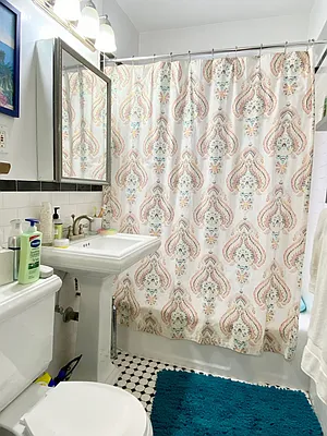 Rented by Metropolitan Equities | media 5