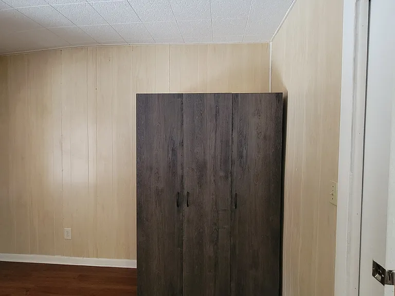4027 Iris St N — Photo 13