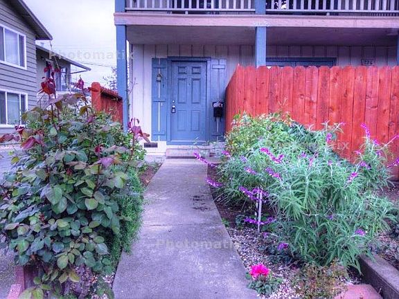 2nd image of 726 Hollenbeck Ave